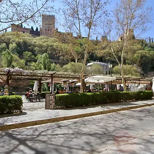 Inside Paseo De Tristes Grenade